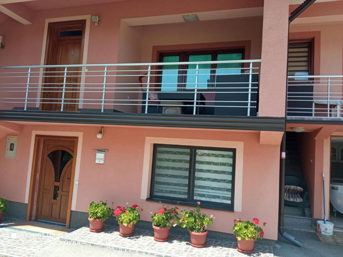 Guest House Ahmo Halilcevic Dubrave Gornje Eksteriør billede